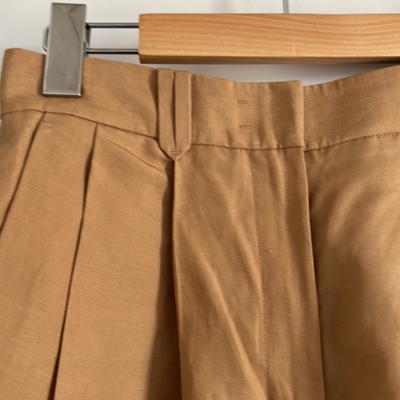 NWOT COS Tan Pleated high waisted shorts - Picture 4 of 5